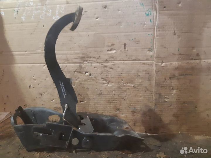 Педаль сцепления Great Wall Hover