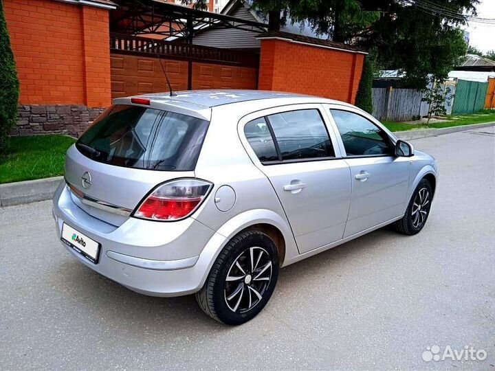 Opel Astra 1.6 МТ, 2013, 92 750 км
