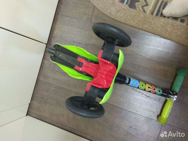 Самокат macoo