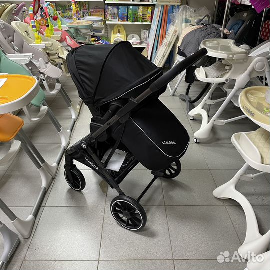 Коляска прогулочная 