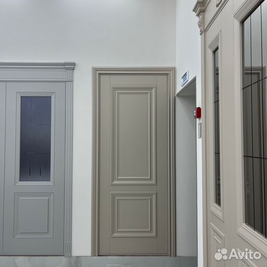 Двери межкомнатные темные a-4140