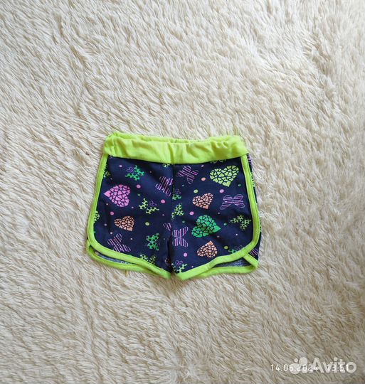 Шорты на девочку 3-4 года