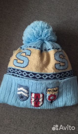 Шапка 4-7 лет на весну новая