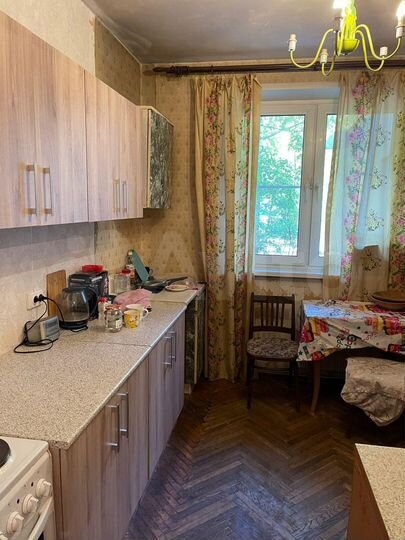 Комната 17,5 м² в 5-к., 1/12 эт.