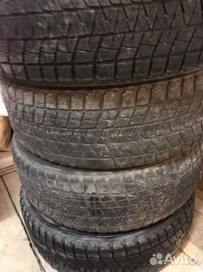 Bridgestone Blizzak VM-11 225/60 R18