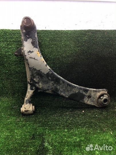 Рычаг подвески передний правый Subaru Legacy BL5