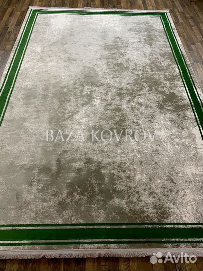 Ковер современный