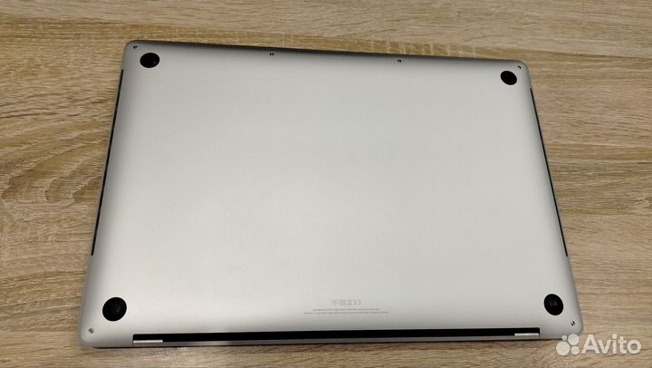 Apple macbook pro 15 2019 i9 32Gb