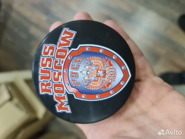 Хоккейные шайбы оптом в наличии 100 000 шт