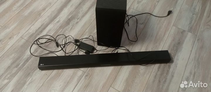 Саундбар LG