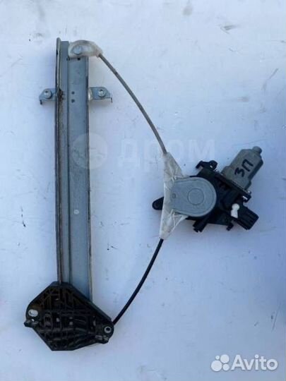 Стеклоподъемник задний правый