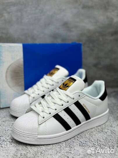 Кроссовки Adidas Superstar