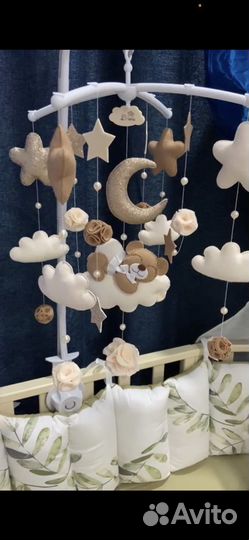 Детская кроватка с матрасом