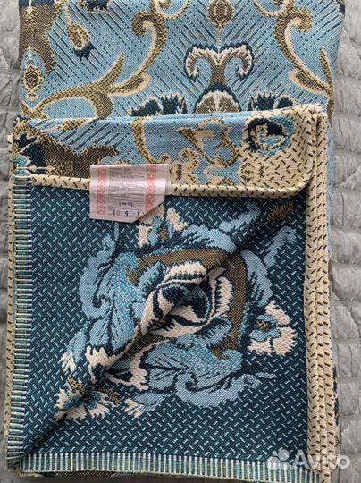 Комплект покрывал на диван и два кресла