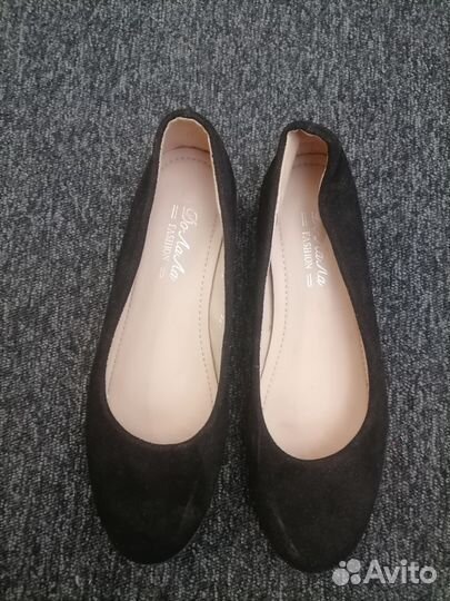 Балетки на низкой танкетке