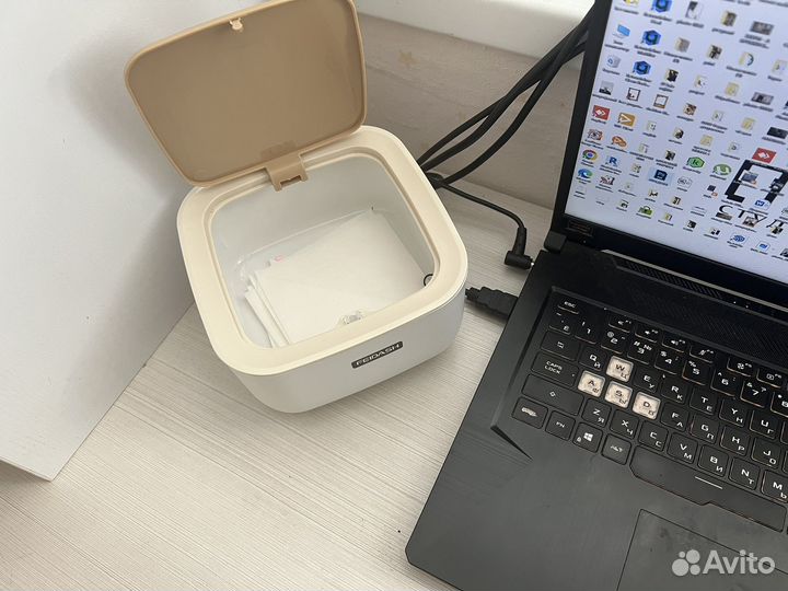 Настольное мусорное ведро