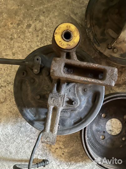 Задние ступицы в сборе с томорзами ае100