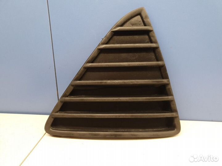 Решётка в бампер правая Ford Focus 3 2011-2019