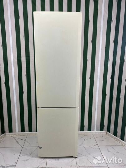 Холодильник liebherr с гарантией