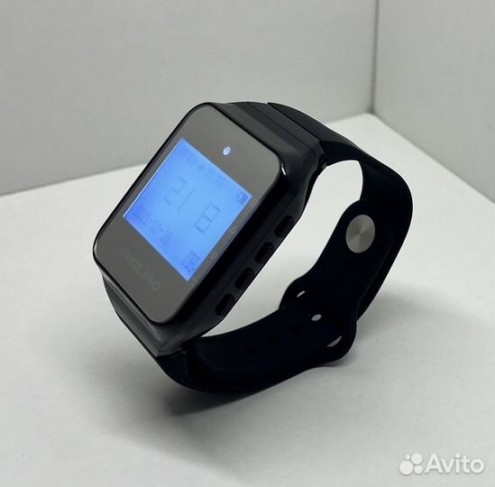 Часы вызова персонала к кнопке вызова официанта