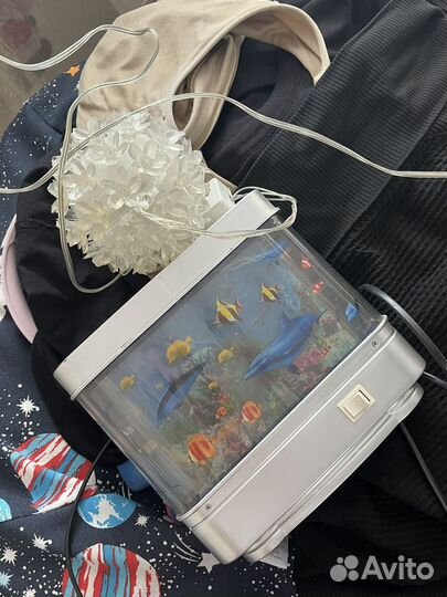 Светильники и настольные лампы