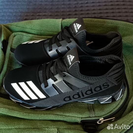 Шикарные пушечки - кроссовки Адидас мужские. D10-0