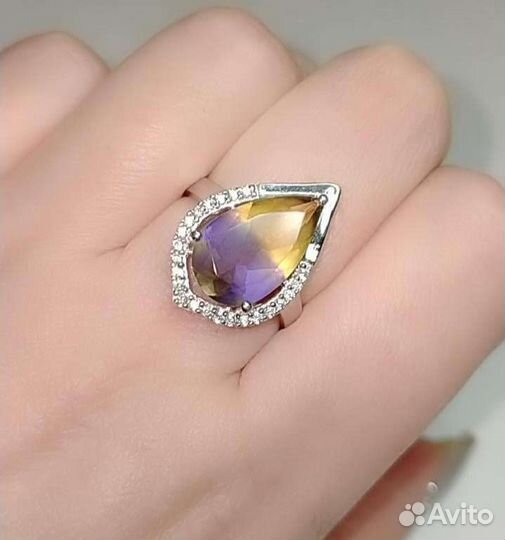 Серебряное кольцо с выращенными аметрином