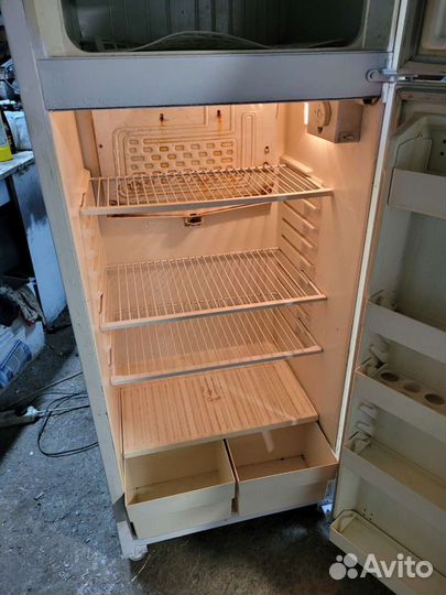 Холодильник Рабочий