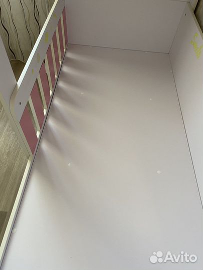 Кровать домик с матрасом, можно и без матраса