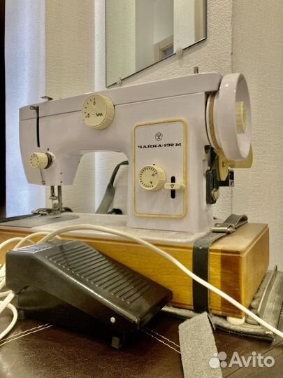 Швейная машина Чайка 132м