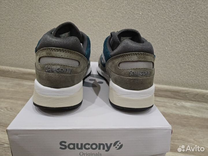 Saucony shadow 6000 9.5US