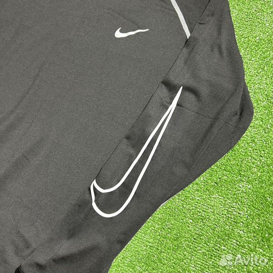 Лонгслив Nike Pro Рашгард