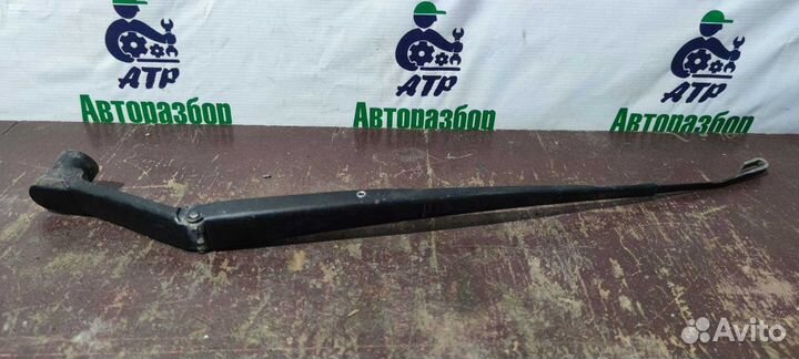 Поводок стеклоочистителя передний левый Mazda CX-7