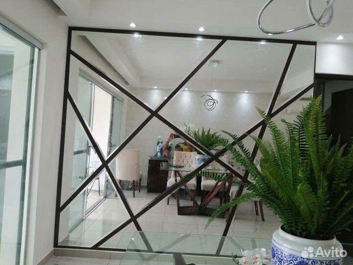 Зеркальное панно