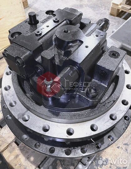 Бортовой редуктор Doosan S300LC