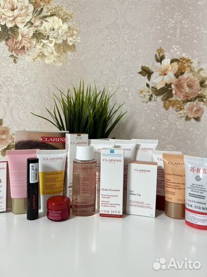 Косметика clarins в ассортименте