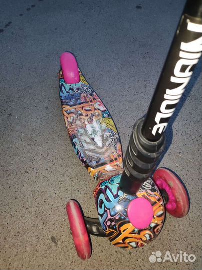 Самокат детский трехколесный светящиеся колеса