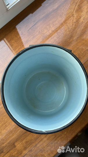 Эмалированный бидон без крышки винтаж