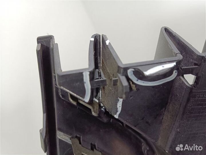 Накладка птф левая Vw Passat B7 2011