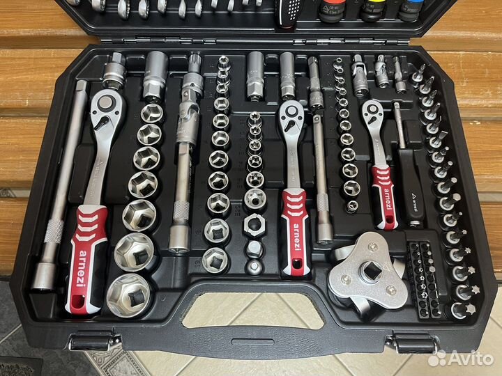 Набор инструментов для автосервиса