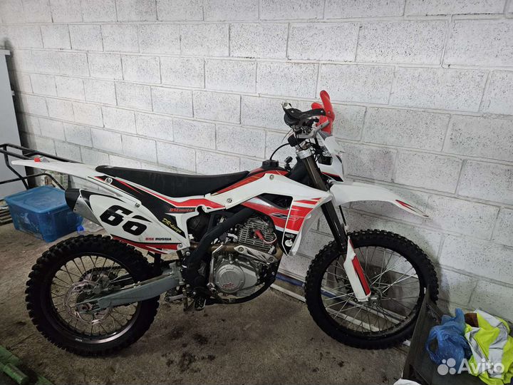 Мотоцикл BSE Z5