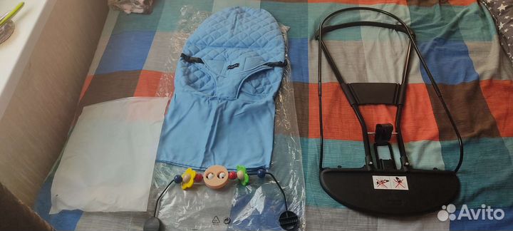 Шезлонг для новорожденных