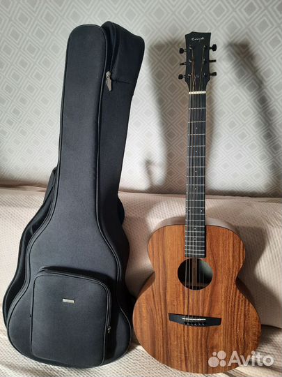 Акустическая гитара
