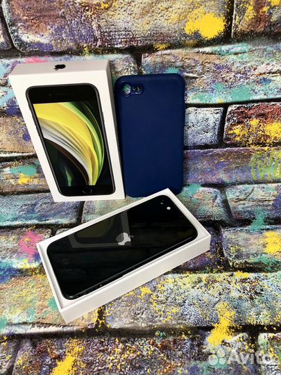 iPhone SE (2020), 64 ГБ