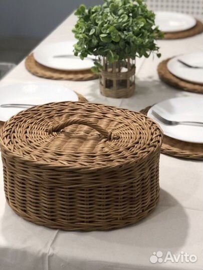 Хлебница плетеная
