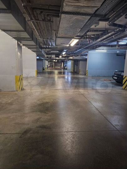 Машиноместо, 13 м²