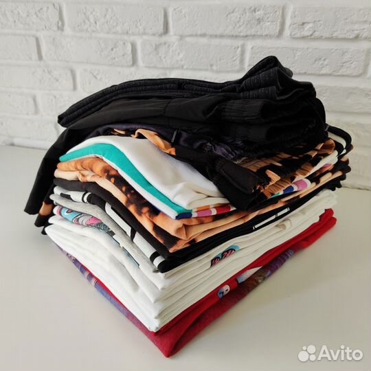 Вещи женские и унисекс пакетом