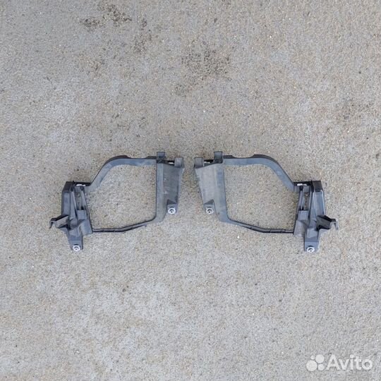 Крепления фар бмв e60