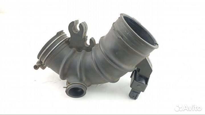 Патрубок воздушн.фильтра Toyota Alphard ATH10