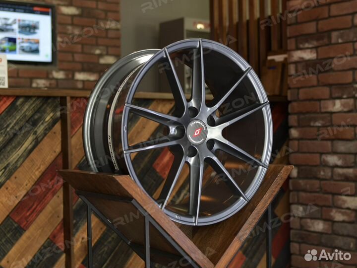 Литые диски R18 на Volkswagen. Арт1629